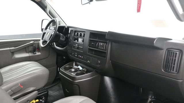 Used 2024 Chevrolet Express 3500 LS RWD image 18
