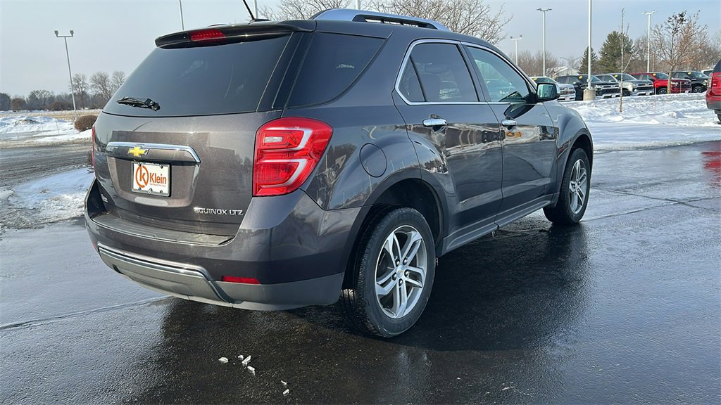 Used 2016 Chevrolet Equinox LTZ w/ Enhanced Convenience Package image 8