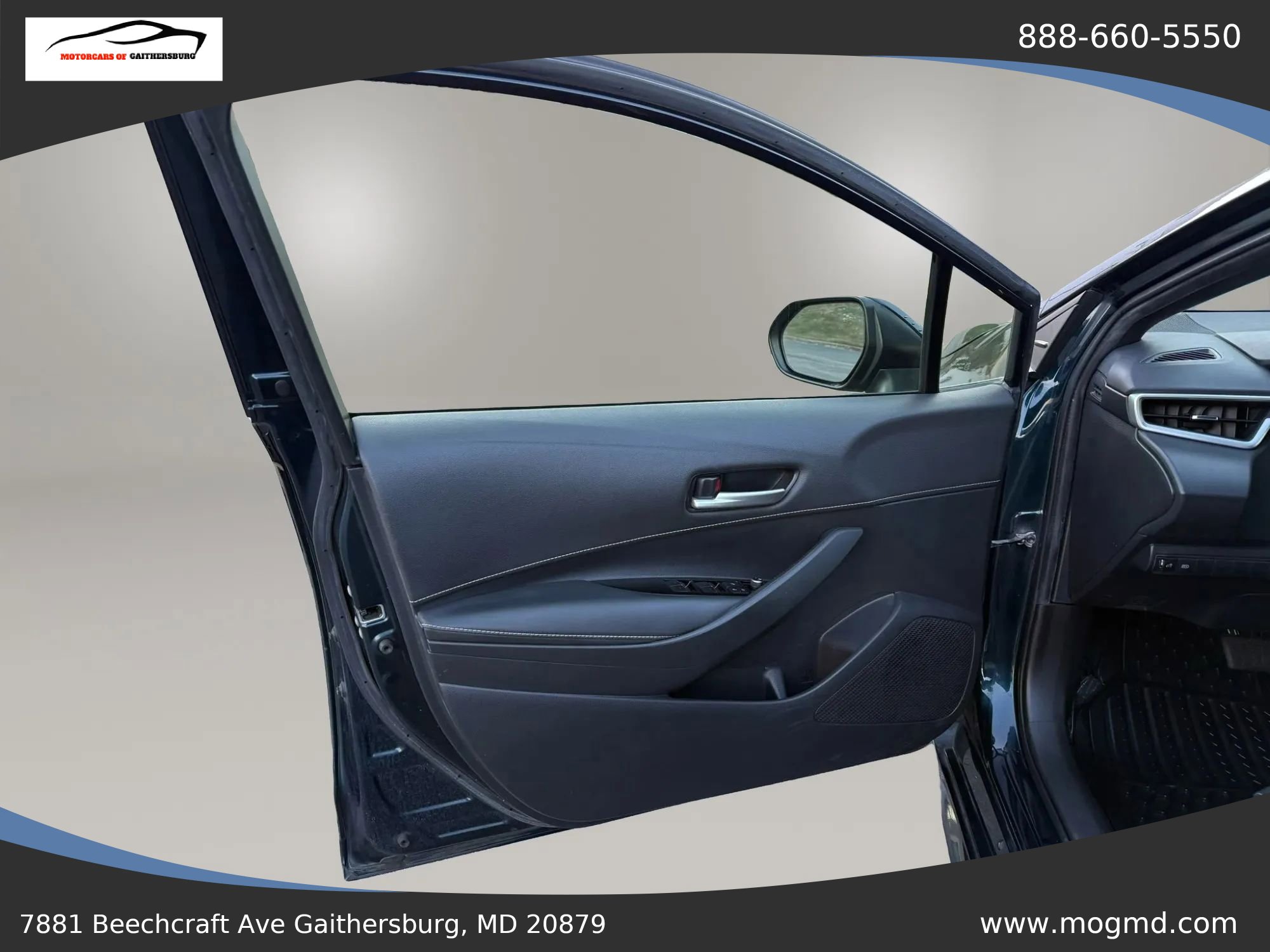 Used 2021 Toyota Corolla SE w/ Carpet Mat Package (TMS) image 8