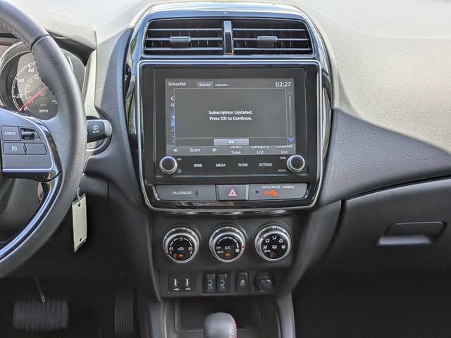 Used 2025 Mitsubishi Outlander Sport LE AWD/4WD image 19