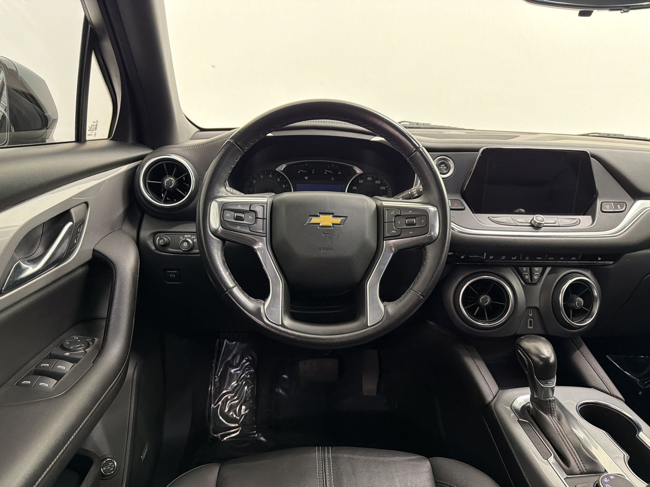 Used 2022 Chevrolet Blazer LT w/ Sound & Technology Package FWD image 28