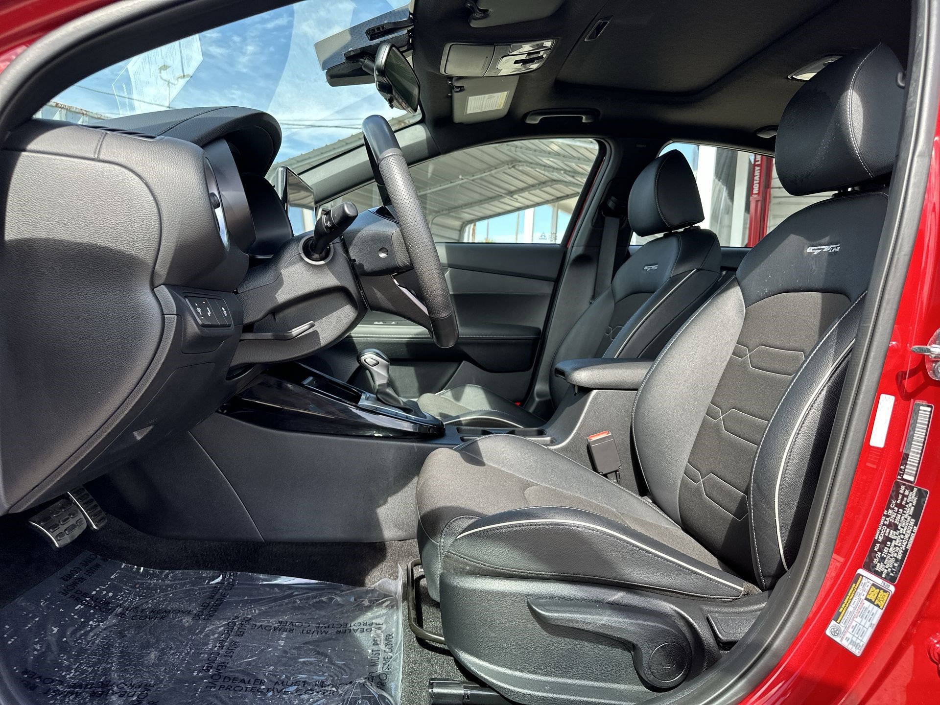 Used 2024 Kia Forte GT-Line w/ GT-Line Premium Package image 13