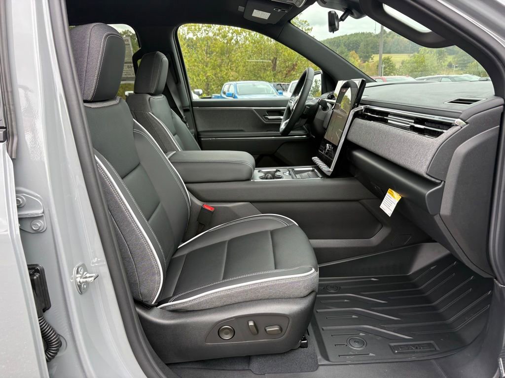 New 2026 GMC Sierra EV Elevation w/ Premium Package image 28