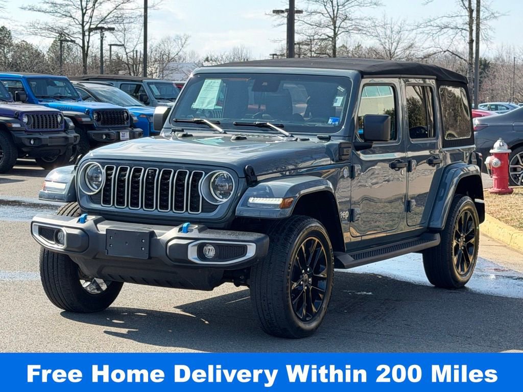 Used 2024 Jeep Wrangler Unlimited Sahara w/ Technology Group image 2