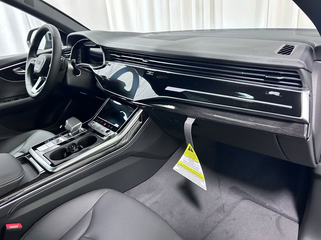 New 2026 Audi Q8 Premium Plus image 24