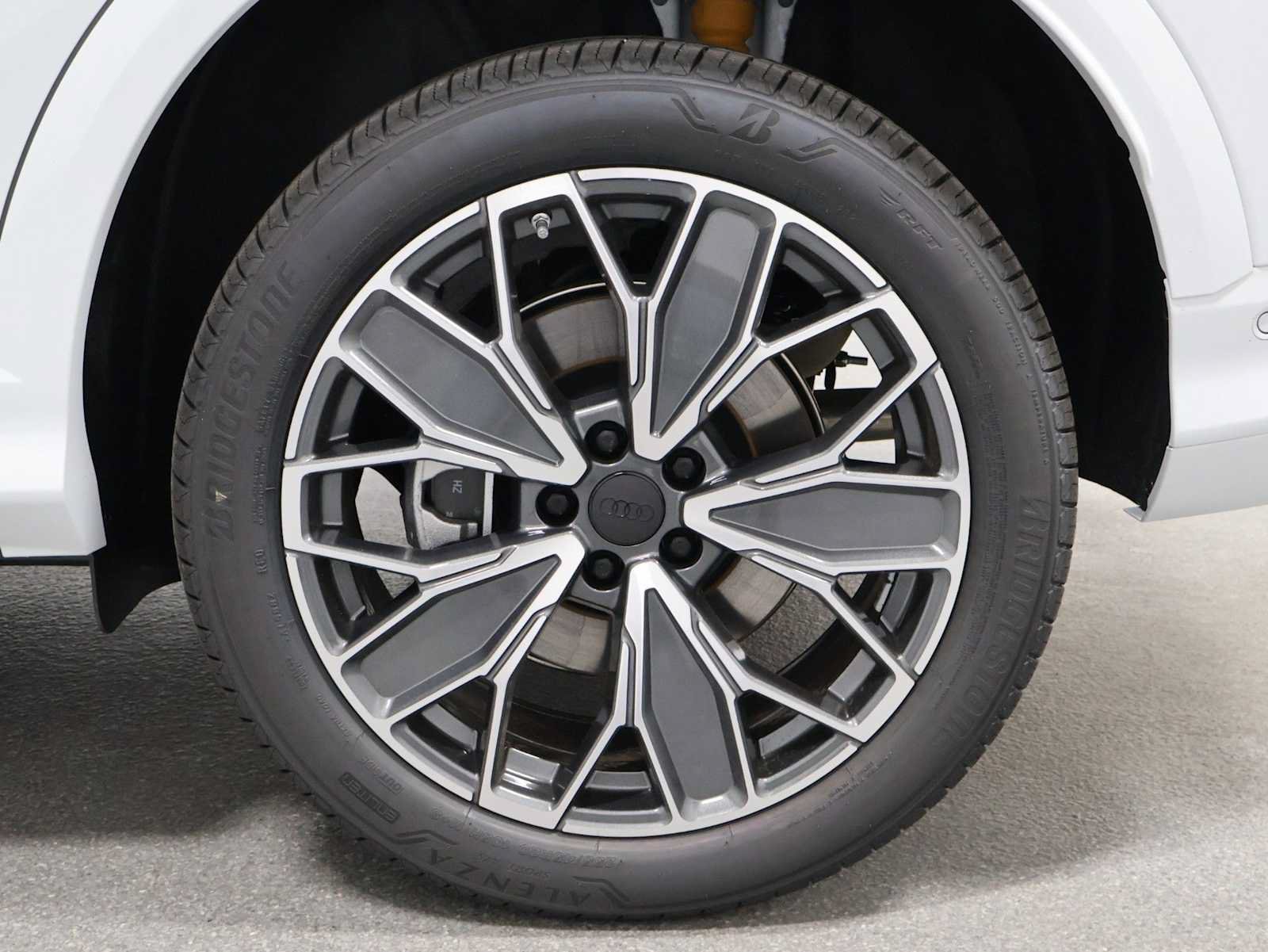 New 2026 Audi Q5 Premium Plus AWD/4WD image 37