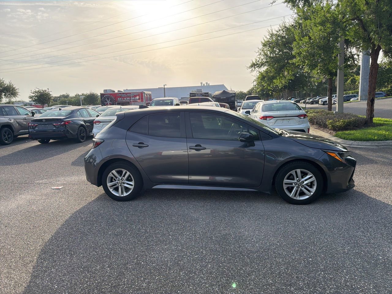Used 2021 Toyota Corolla SE FWD image 6