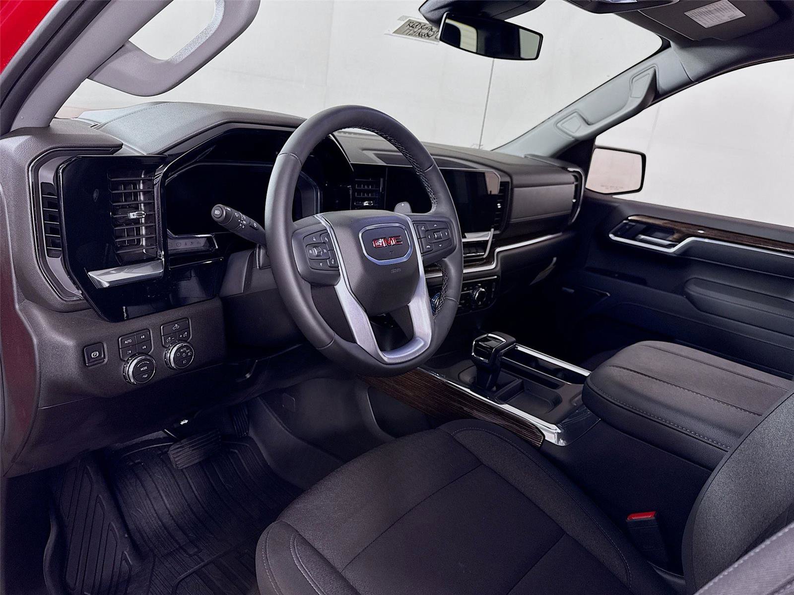 New 2026 GMC Sierra 1500 Elevation AWD/4WD image 4