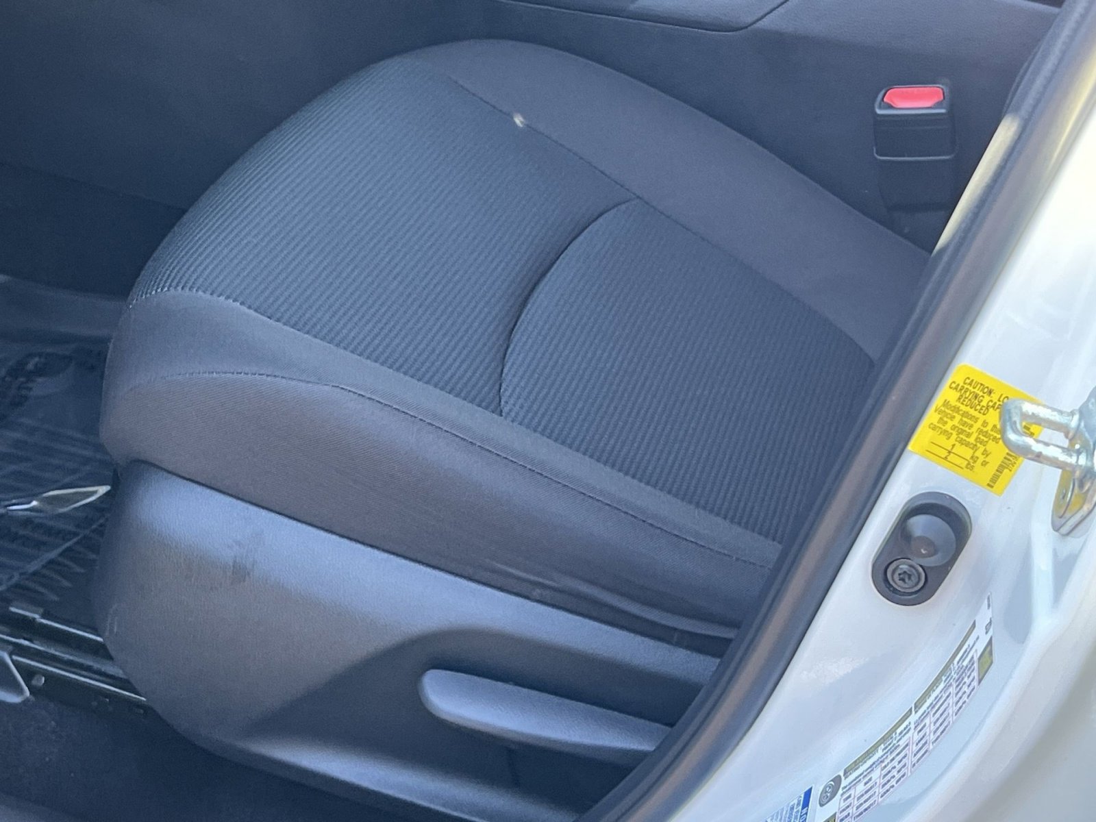 Used 2023 Toyota RAV4 LE image 12