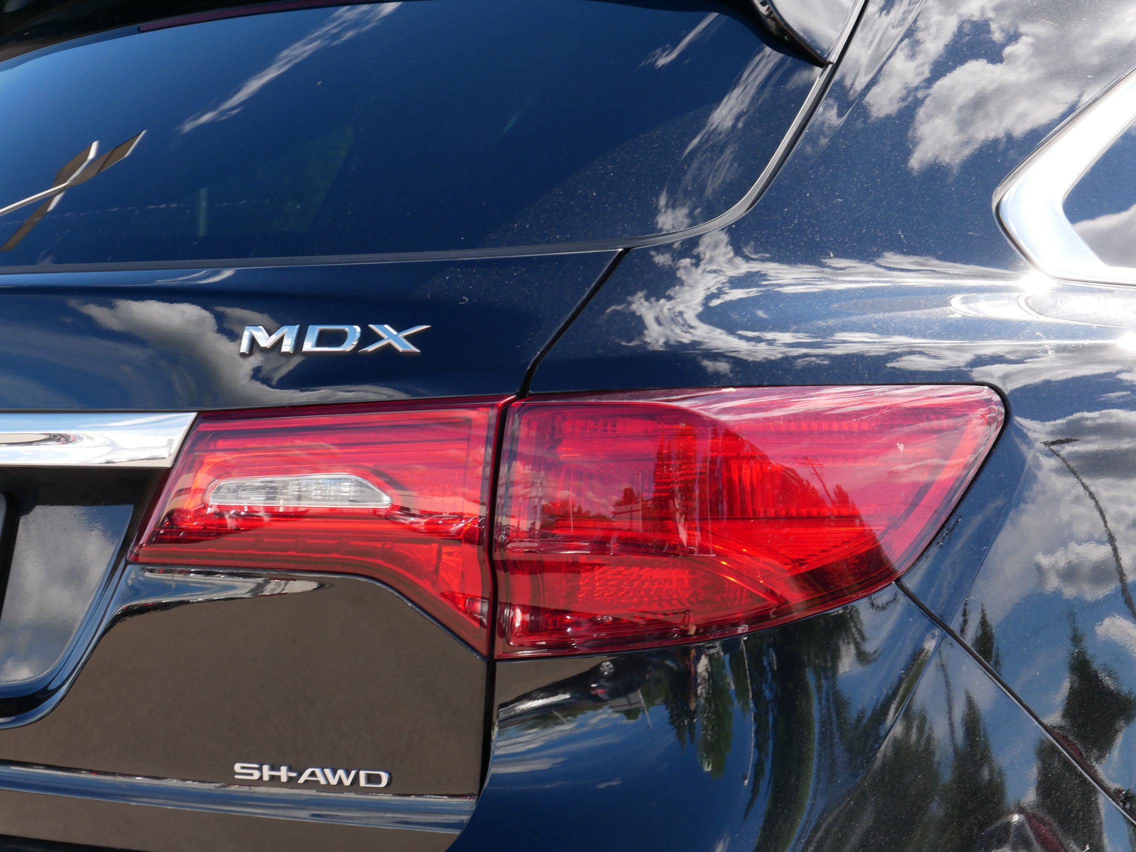 Used 2020 Acura MDX SH-AWD w/ Technology Package image 17