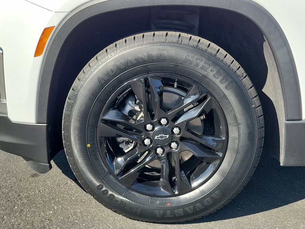 Used 2023 Chevrolet Traverse LT image 26