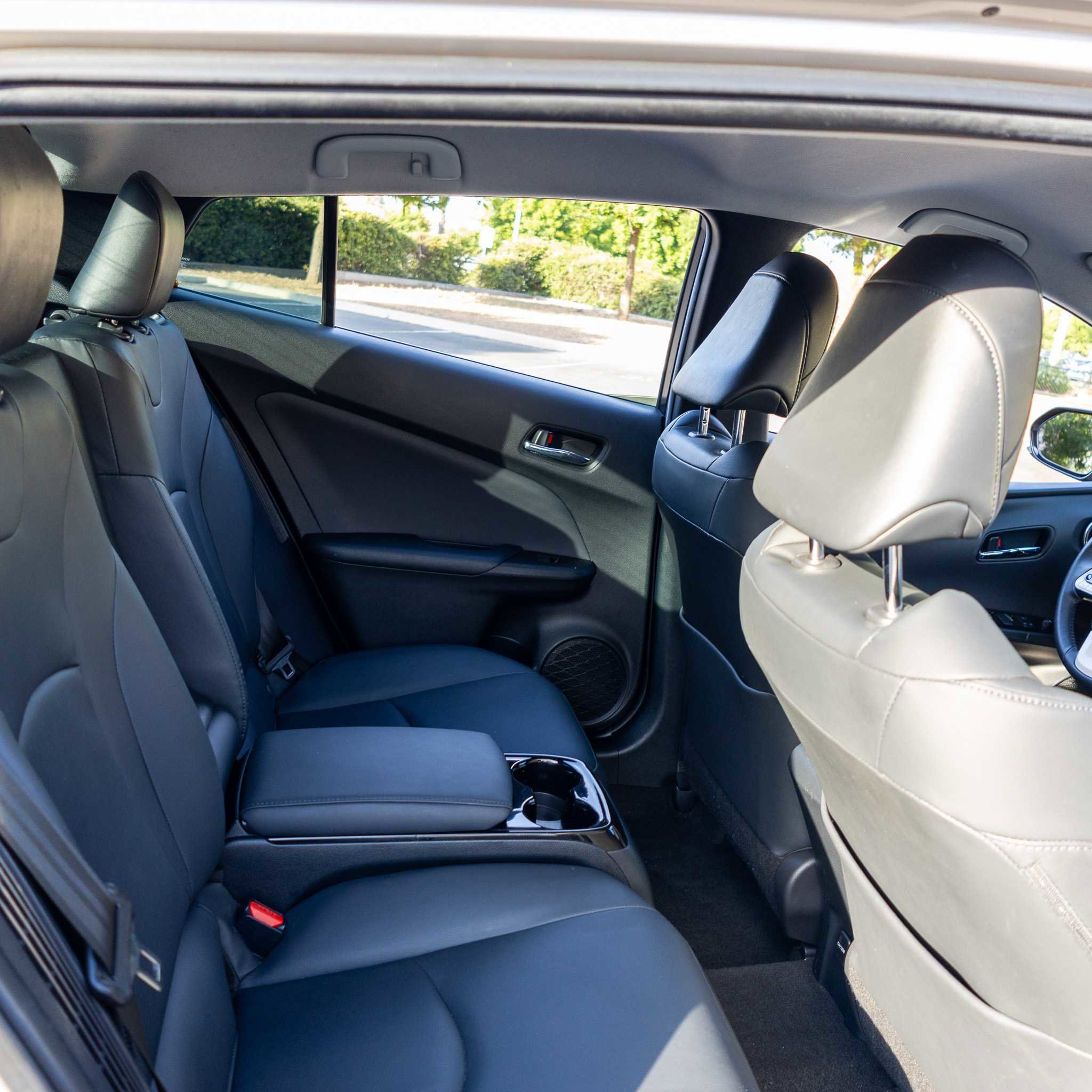 Used 2019 Toyota Prius Prime Premium image 21