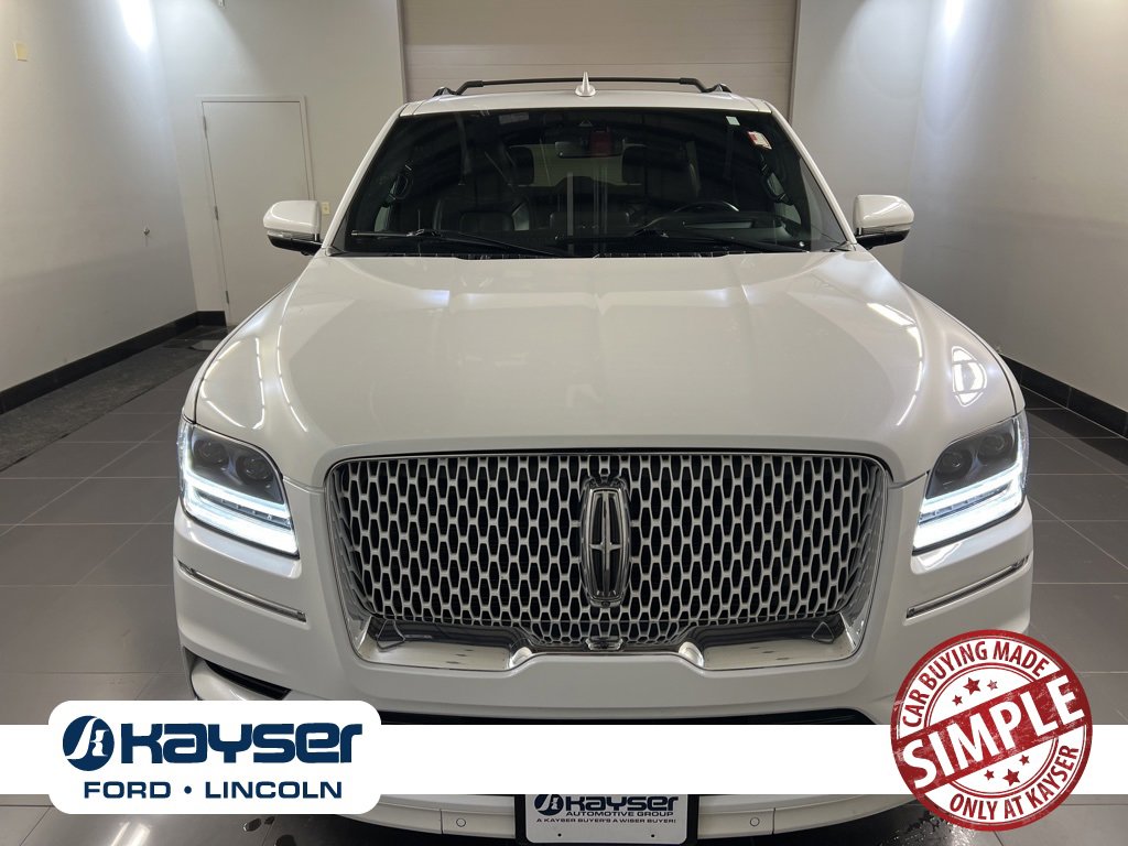 Used 2020 Lincoln Navigator L Reserve w/ Equipment Group 208A Reserve image 2