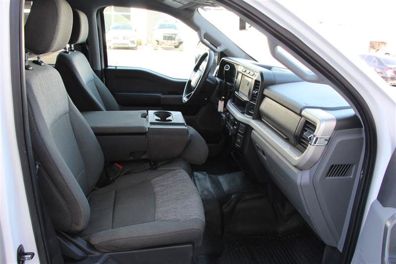 Used 2023 Ford F350 XLT w/ FX4 Off-Road Package image 16