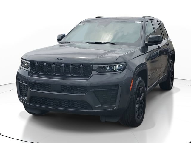 New 2026 Jeep Grand Cherokee Altitude AWD/4WD image 2