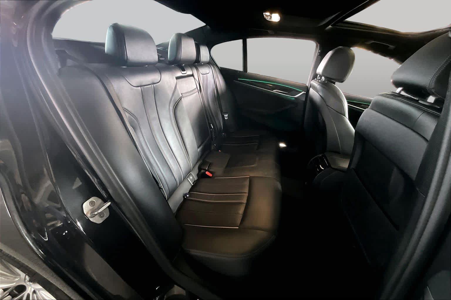 Used 2020 BMW 540i w/ Convenience Package RWD image 19
