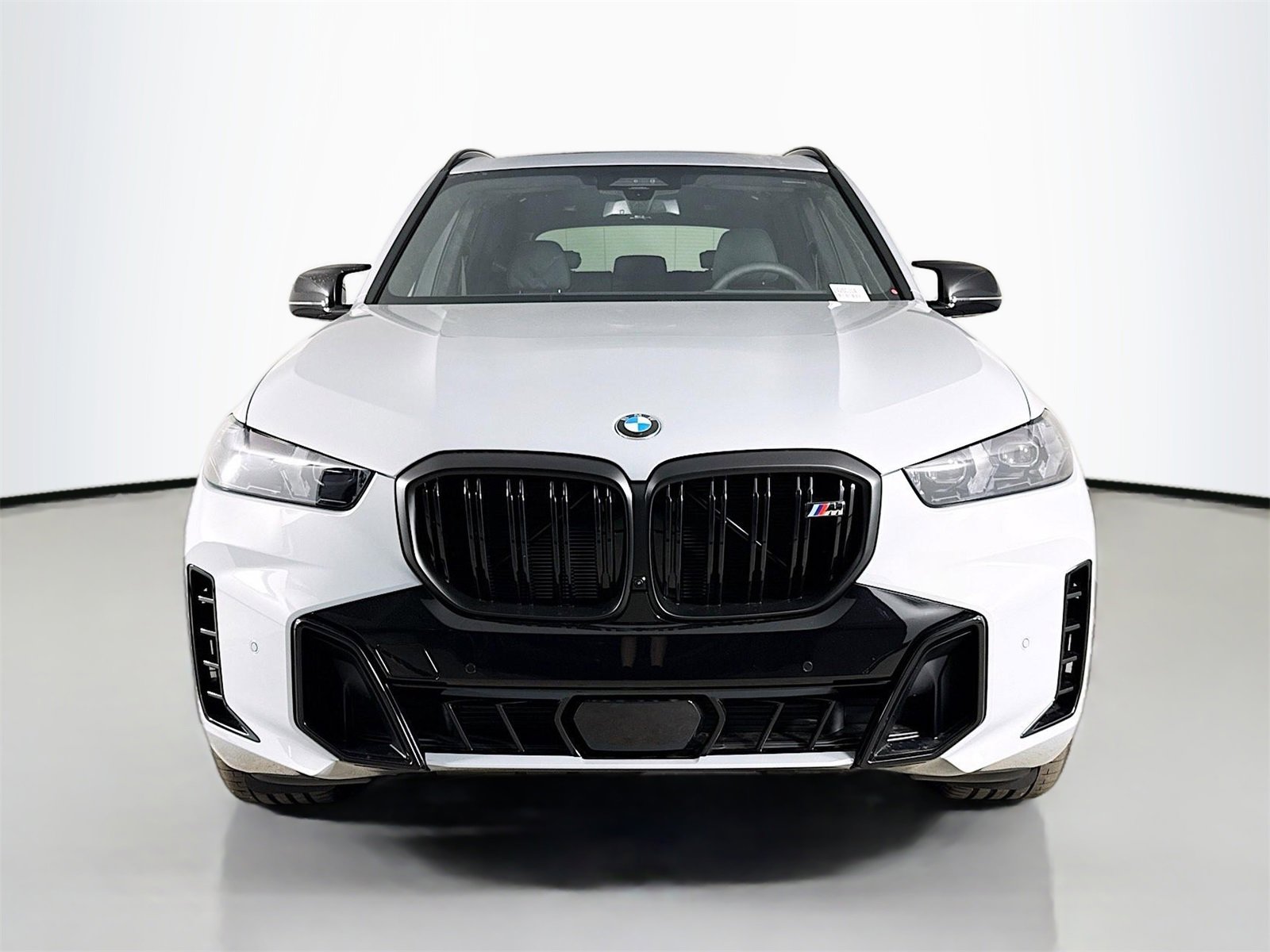 New 2026 BMW X5 M60i image 2