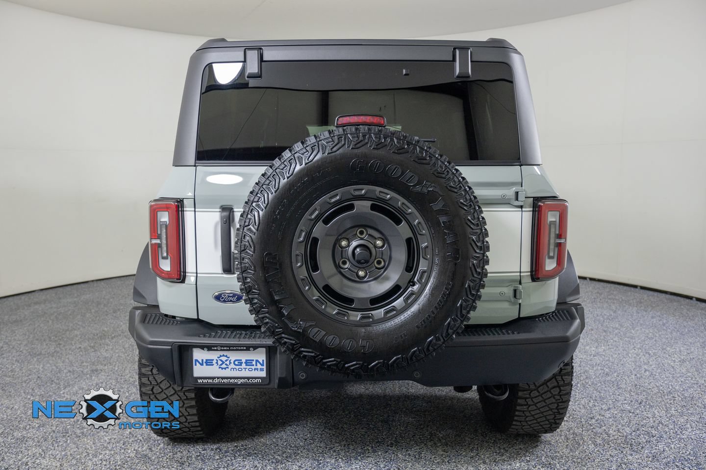Used 2024 Ford Bronco Badlands AWD/4WD image 6