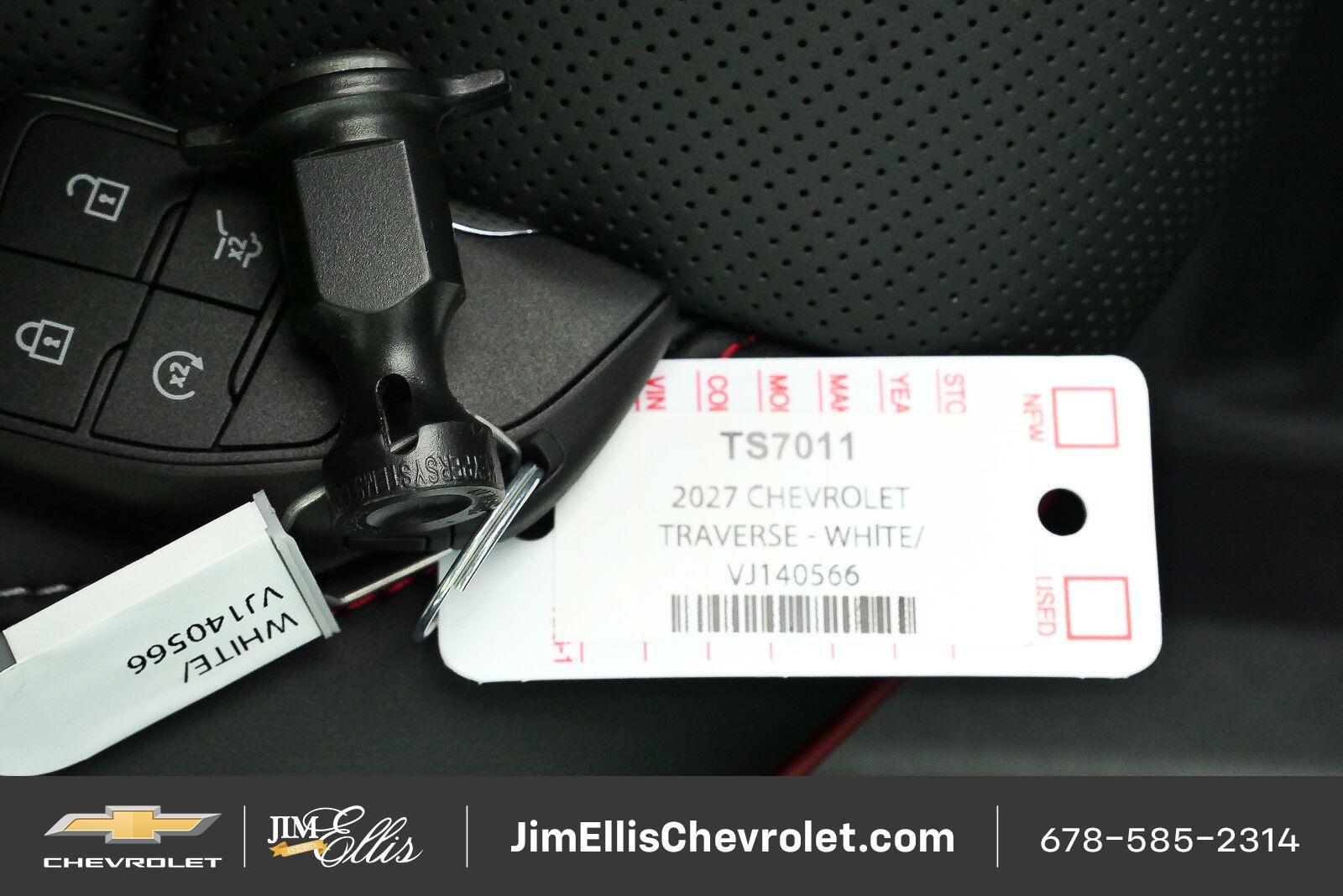 New 2027 Chevrolet Traverse RS w/ LPO, Floor Liner Package AWD/4WD image 37