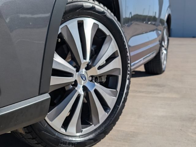 Used 2022 Subaru Ascent Touring w/ Popular Package #2A AWD/4WD image 2