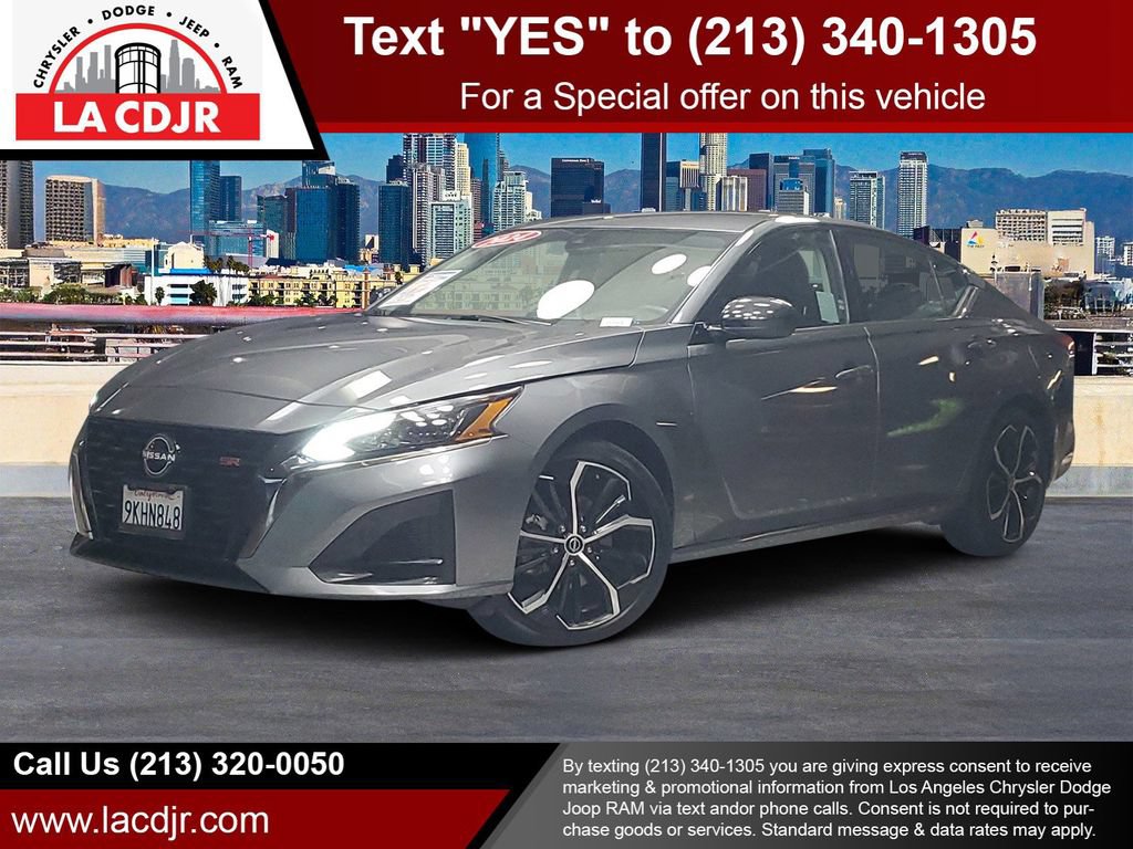 Used 2024 Nissan Altima 2.5 SR FWD image 1