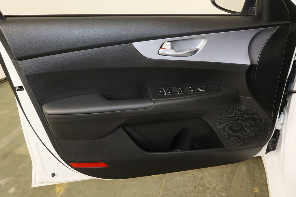 Used 2024 Kia Forte LXS image 22