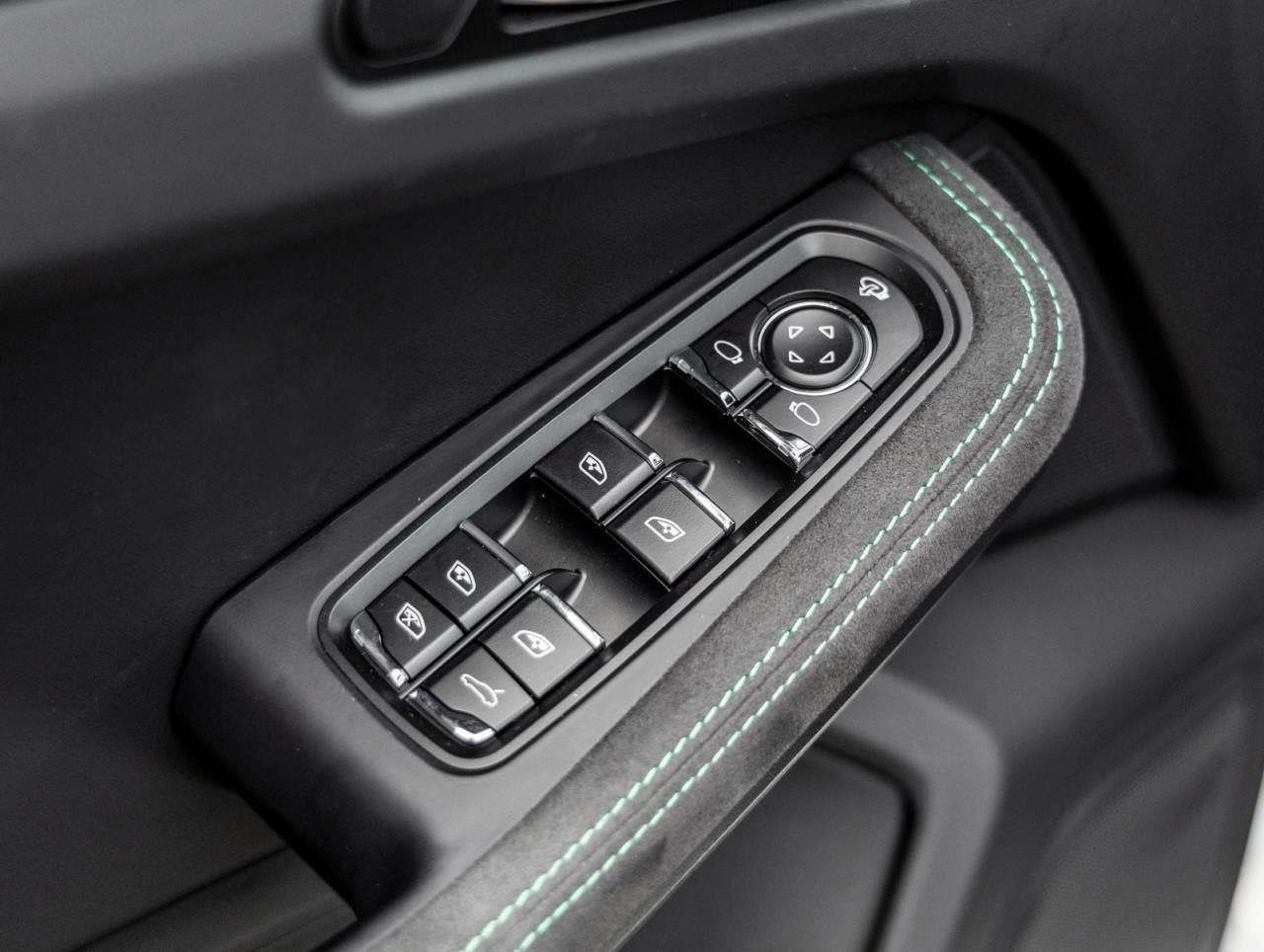 Used 2023 Porsche Macan GTS image 64