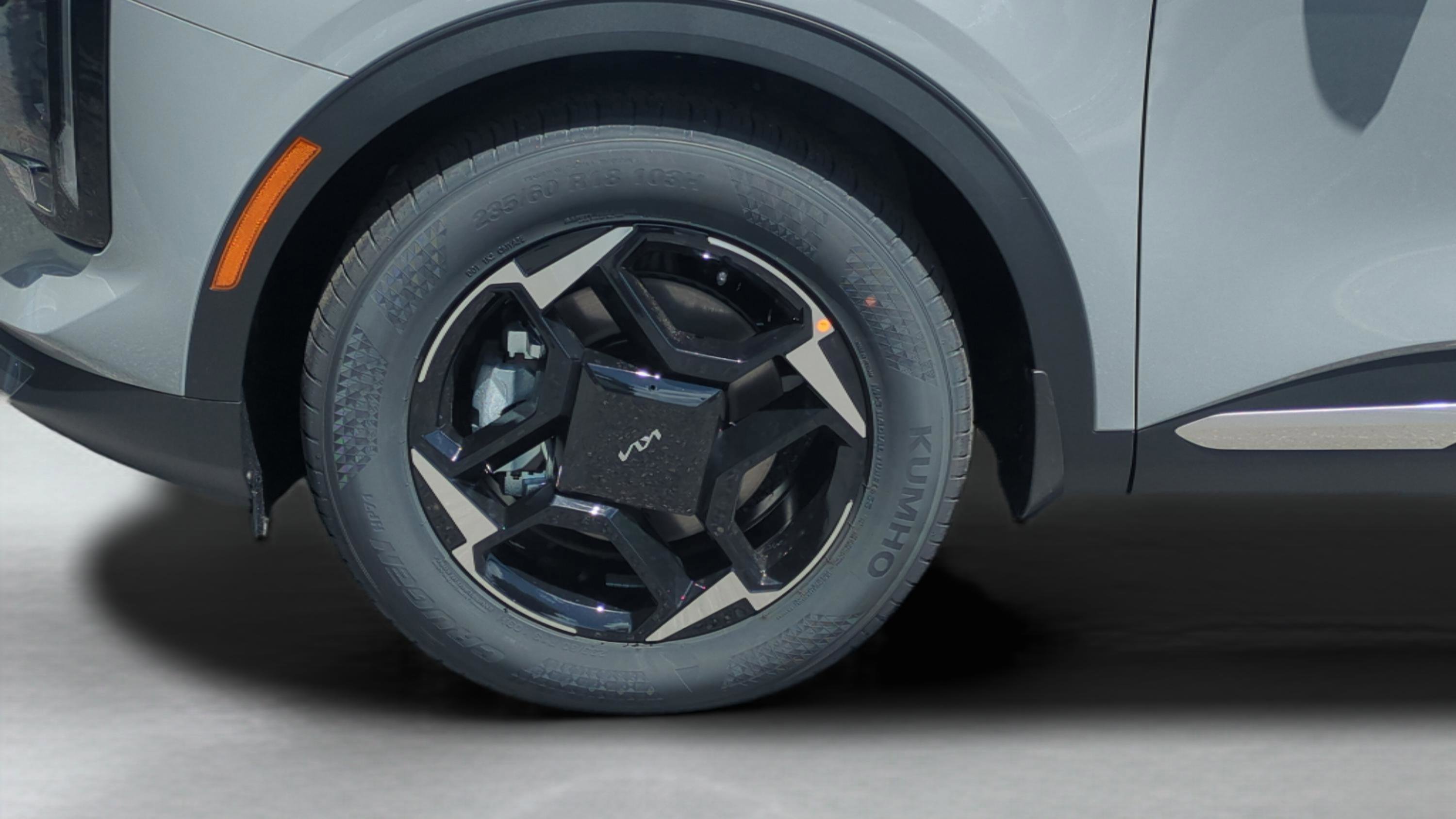 New 2026 Kia Sportage EX FWD image 10