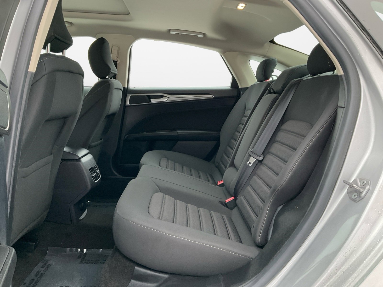 Used 2019 Ford Fusion SE image 13