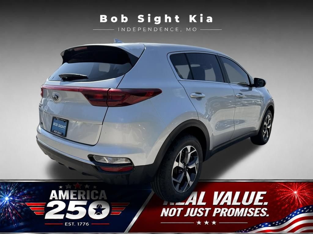 Used 2020 Kia Sportage LX AWD/4WD image 16
