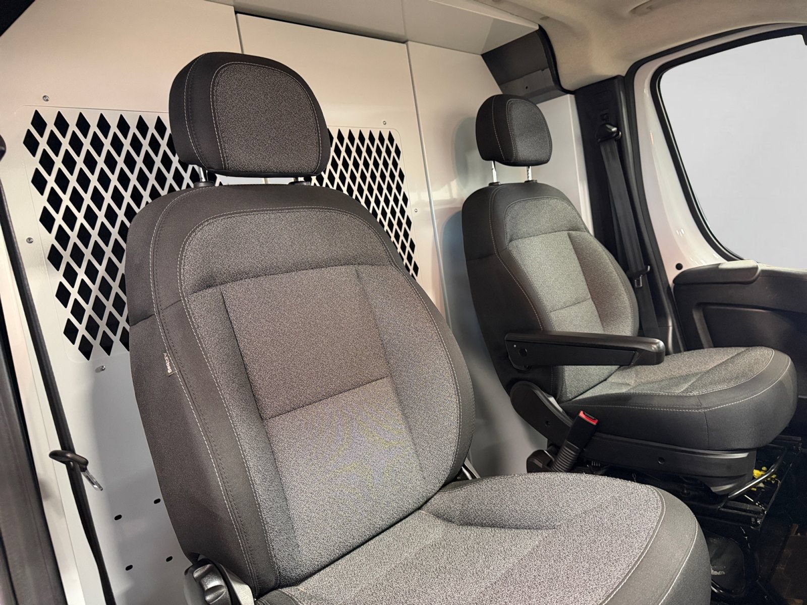 Used 2023 RAM ProMaster 2500 w/ Interior LED Lighting Group FWD image 25