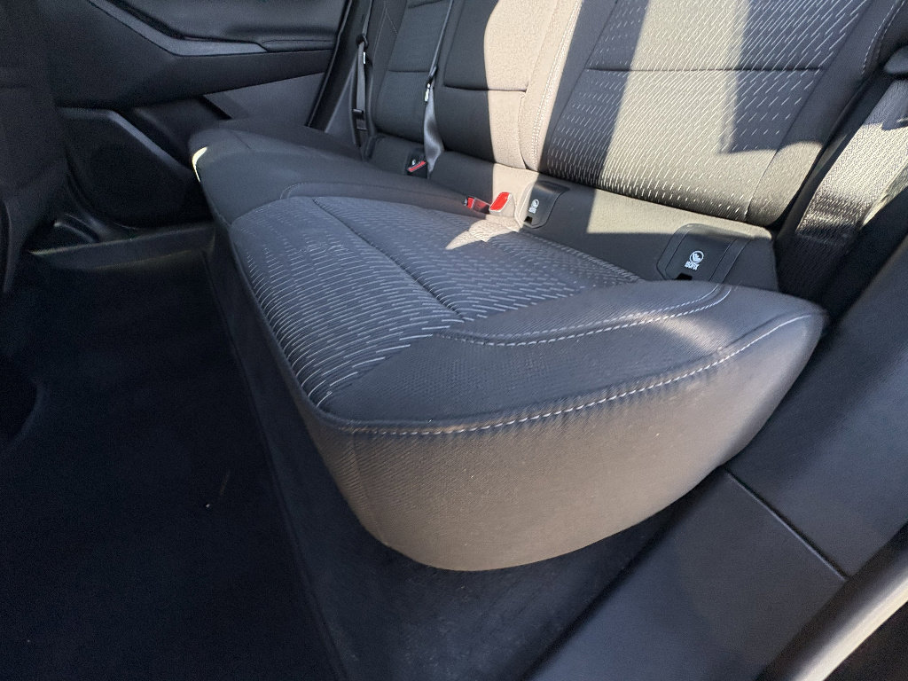 Used 2025 Chevrolet Equinox LT FWD image 20