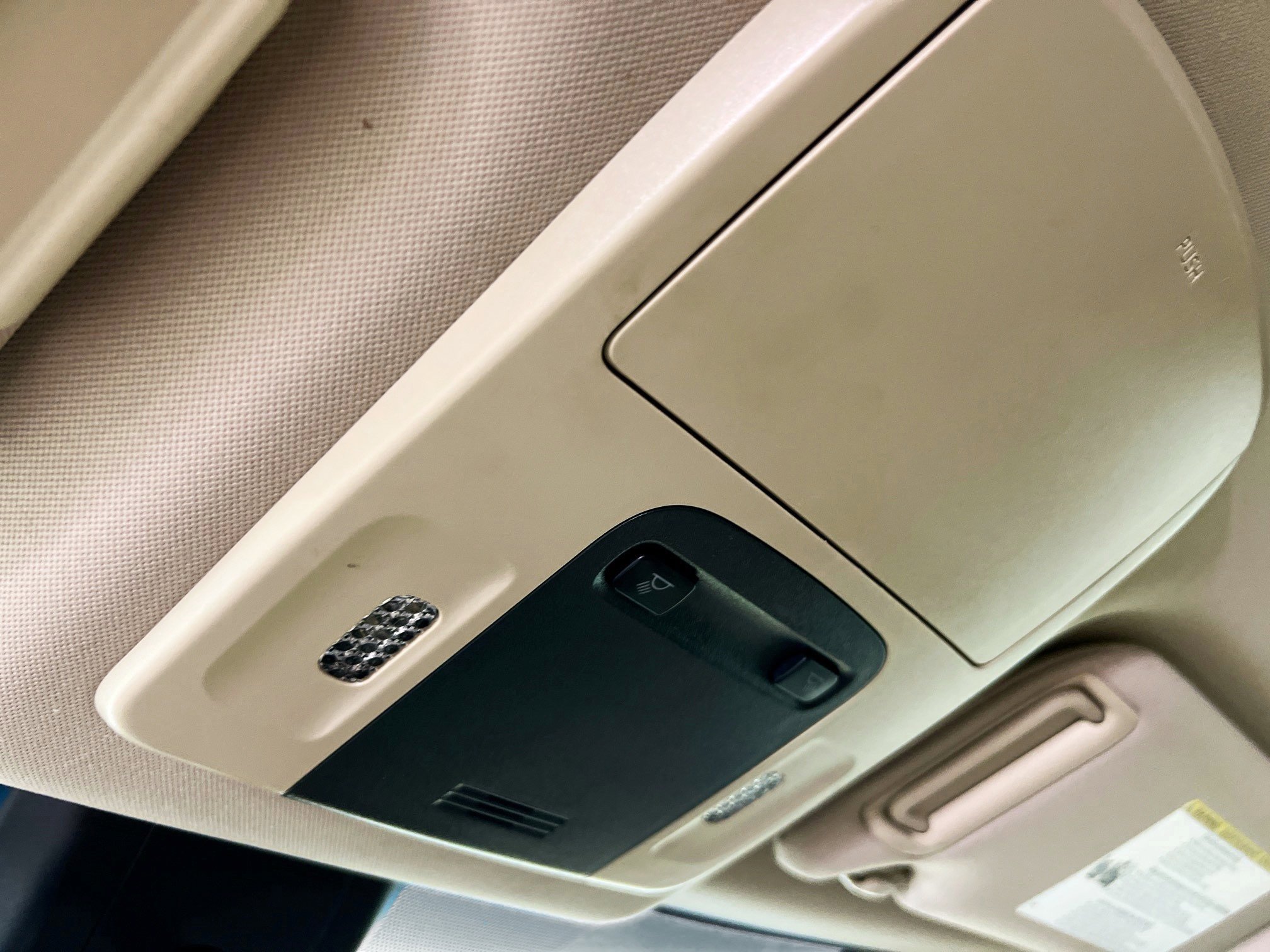 Used 2018 Toyota Camry LE image 22