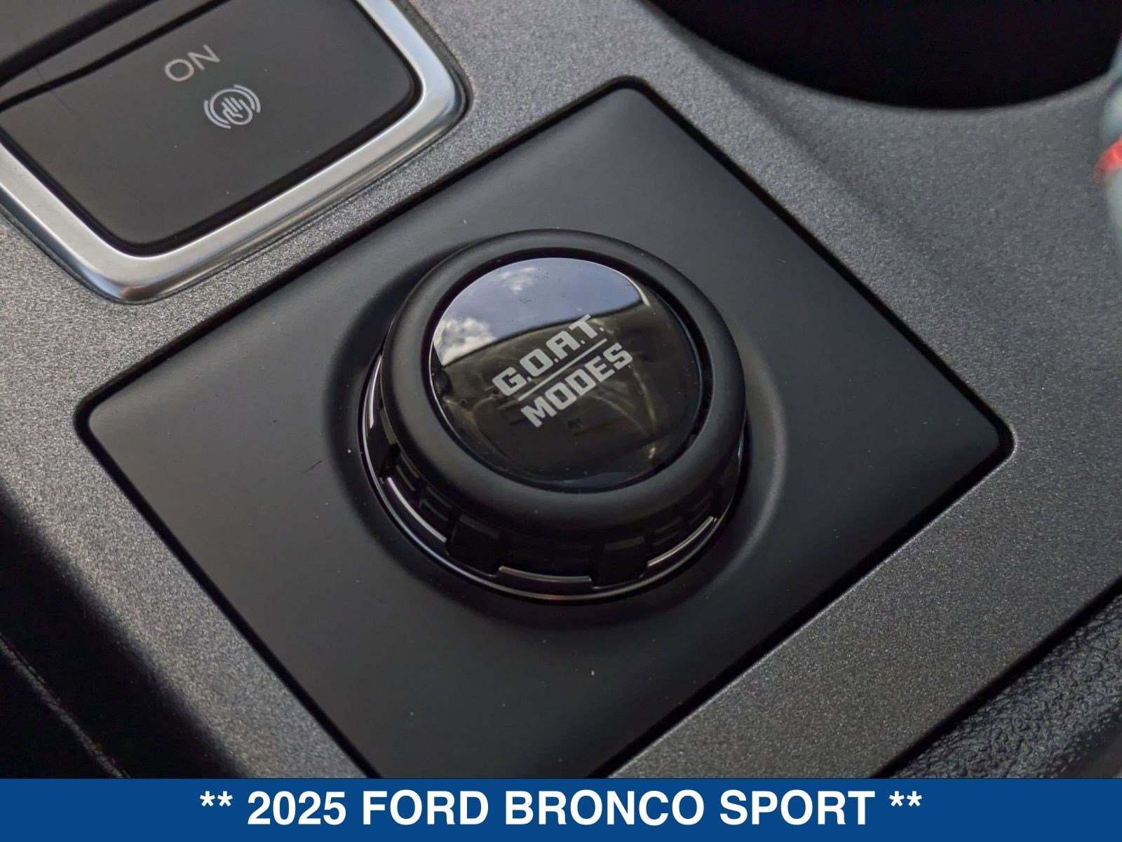 New 2025 Ford Bronco Sport Heritage w/ Convenience Package image 32