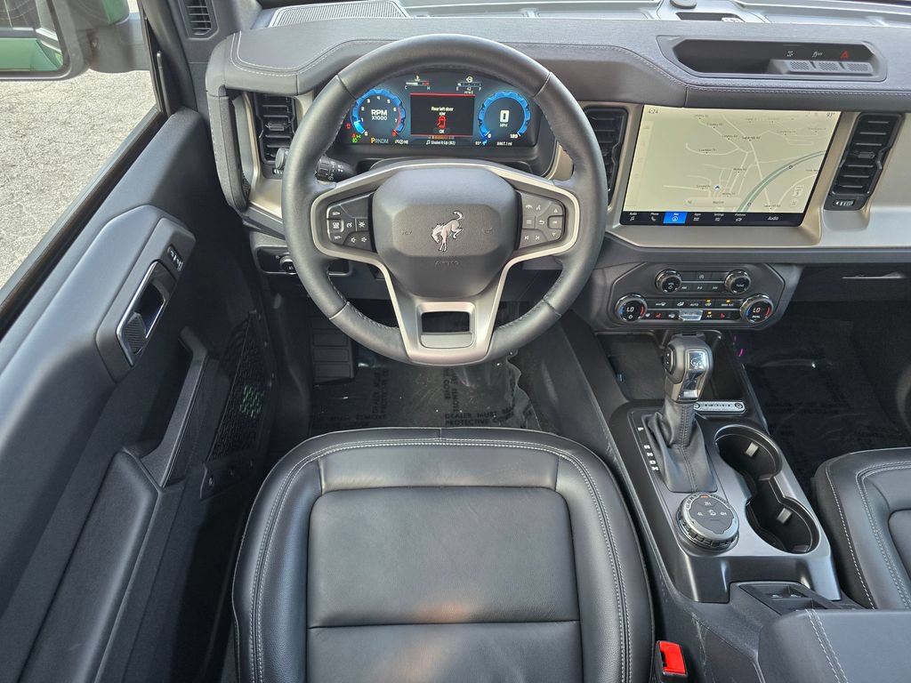 Used 2025 Ford Bronco Outer Banks AWD/4WD image 30