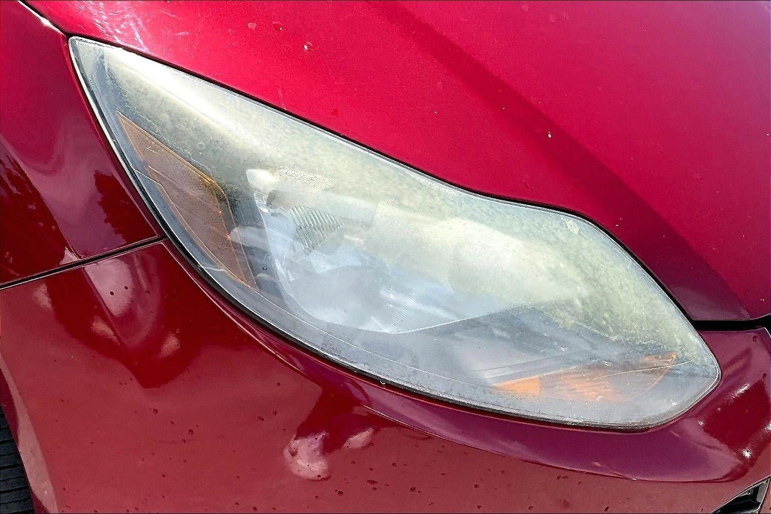 Used 2013 Ford Focus Titanium w/ Titanium Handling Pkg FWD image 26