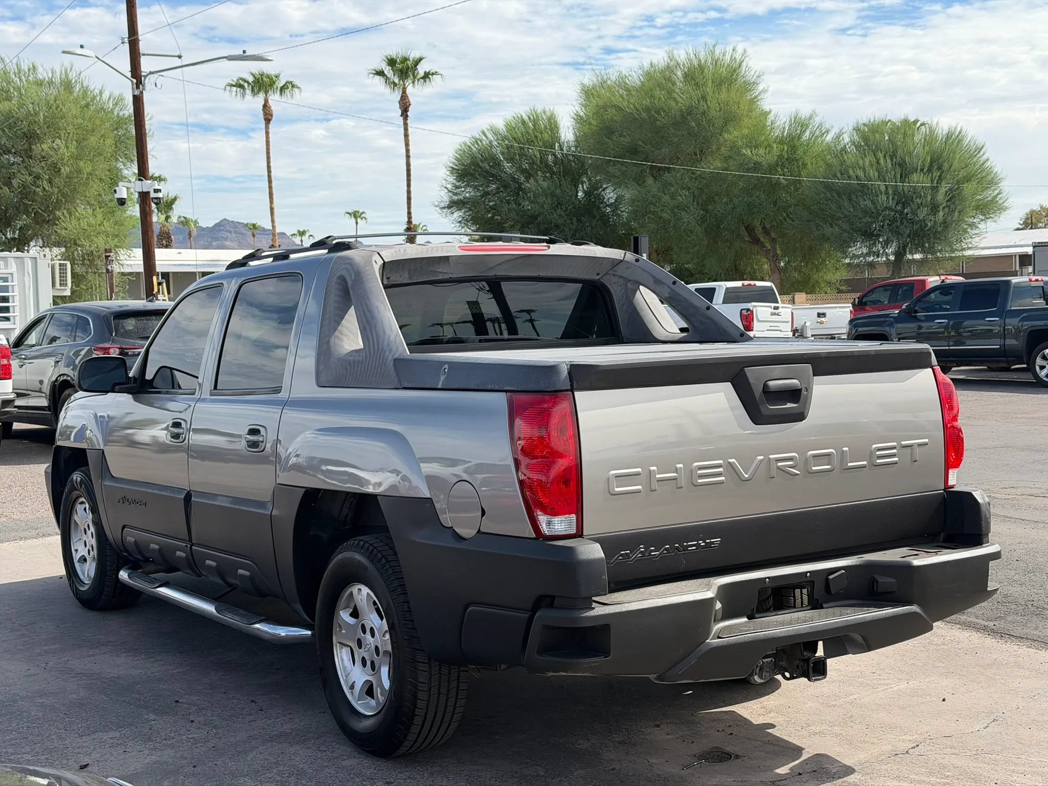 Used 2003 Chevrolet Avalanche 2WD image 6