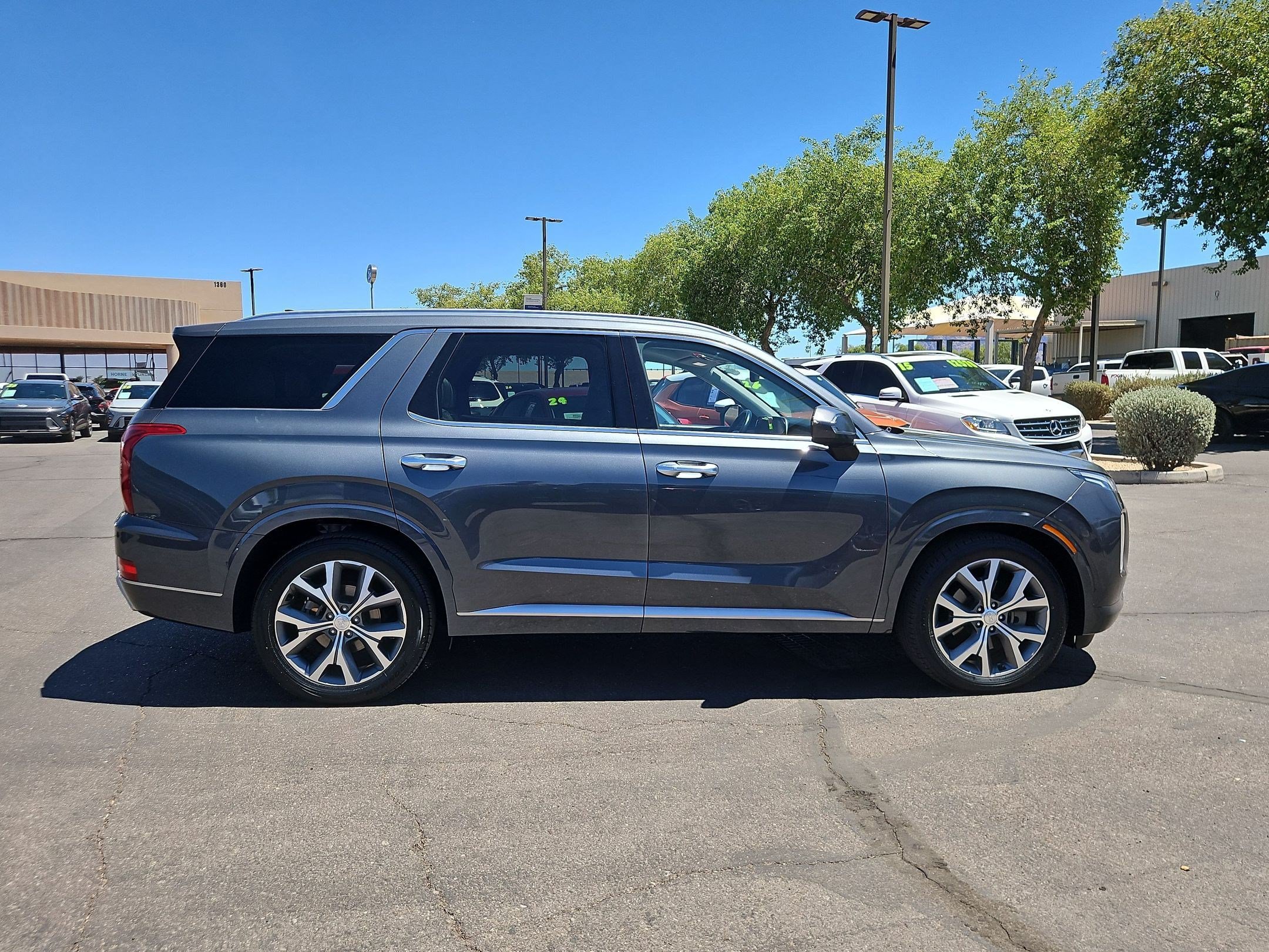 Used 2021 Hyundai Palisade Limited AWD/4WD image 4