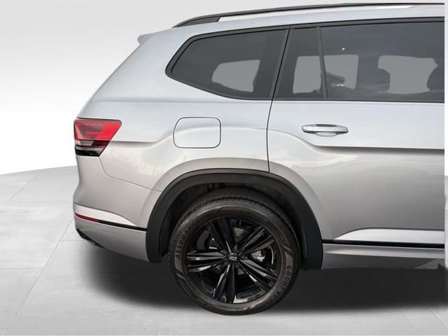 Used 2023 Volkswagen Atlas SEL R-Line image 4
