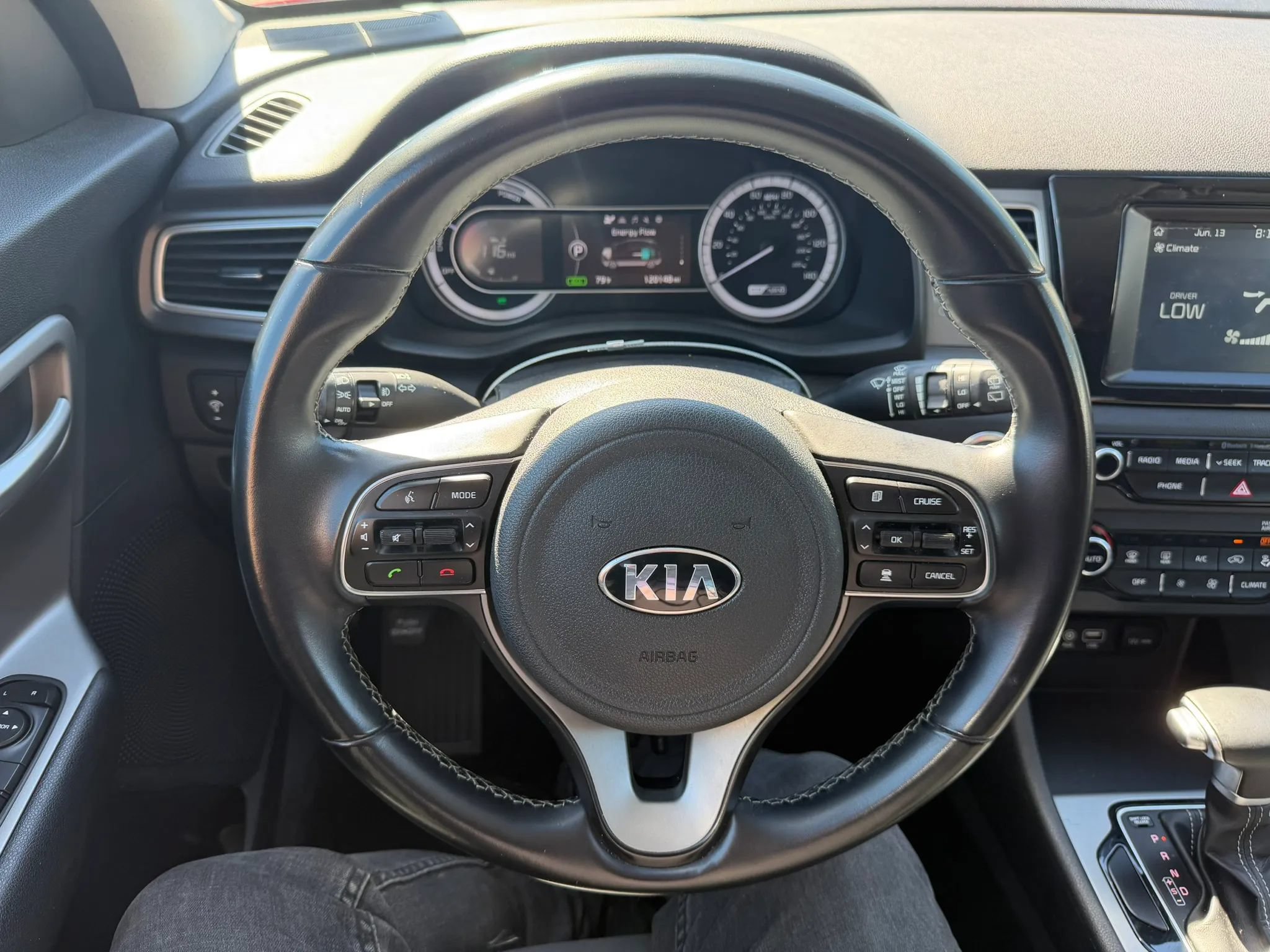 Used 2019 Kia Niro LX FWD image 12