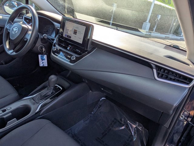 Used 2023 Toyota Corolla LE image 6
