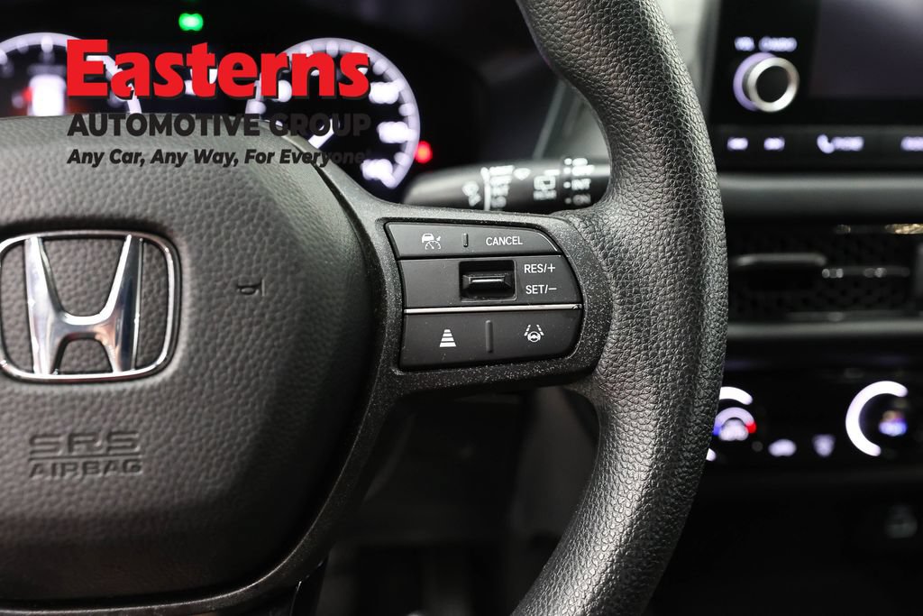 Used 2023 Honda HR-V LX image 15