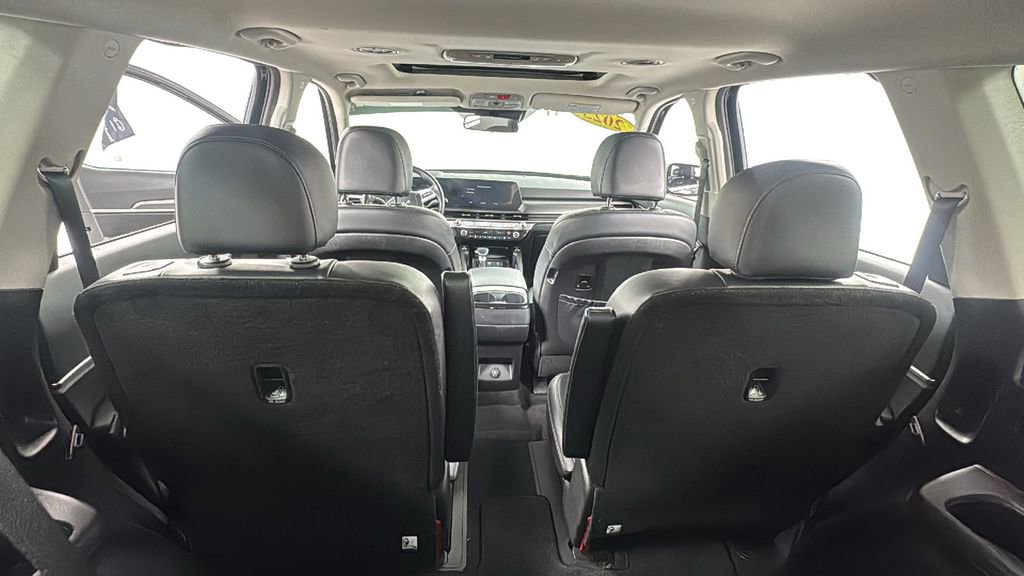 Used 2025 Kia Telluride S FWD image 19