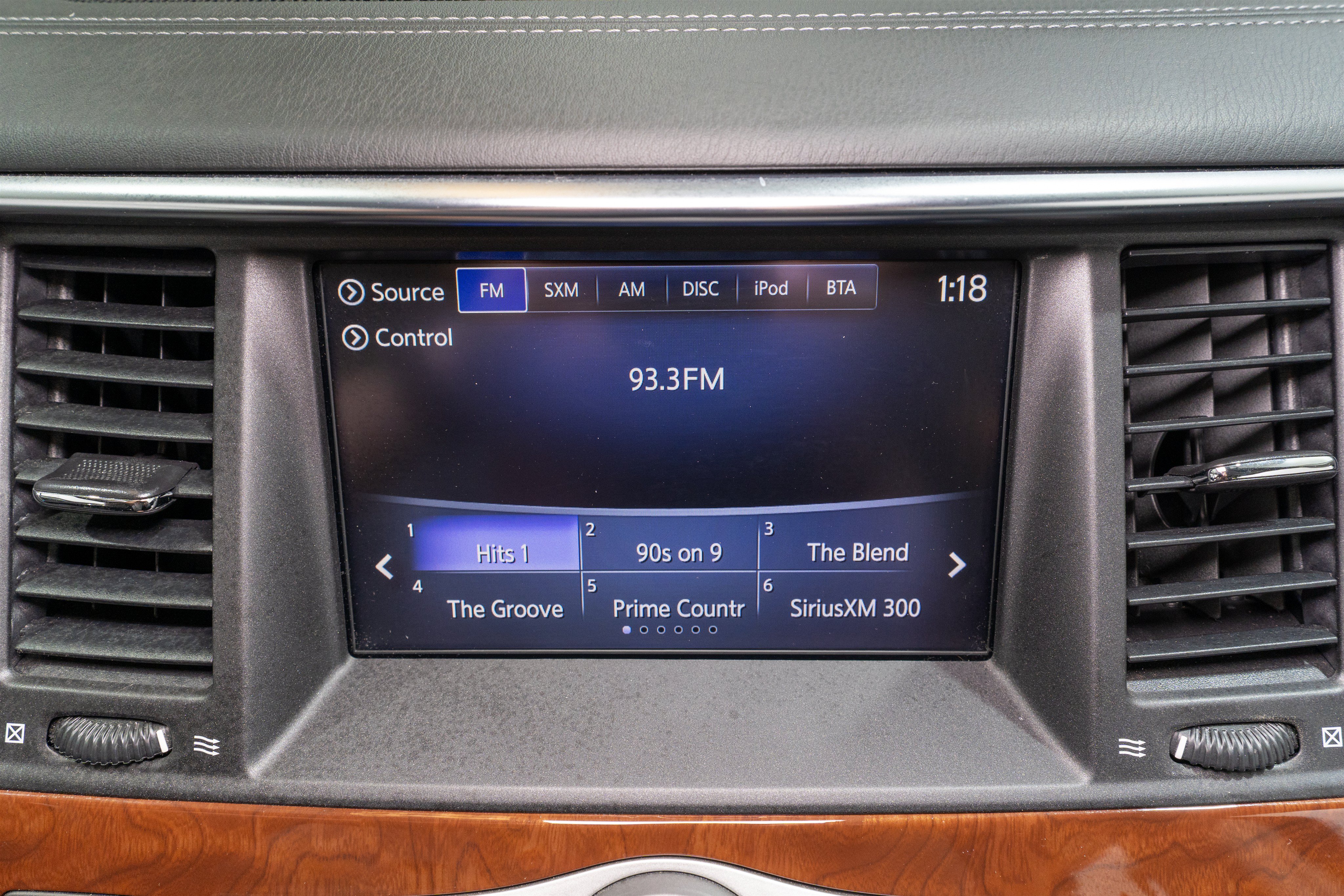 Used 2019 INFINITI QX80 Luxe w/ Proassist Package RWD image 19