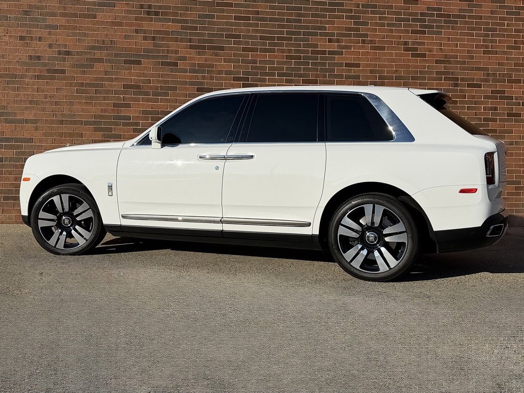 Used 2024 Rolls-Royce Cullinan Base image 3