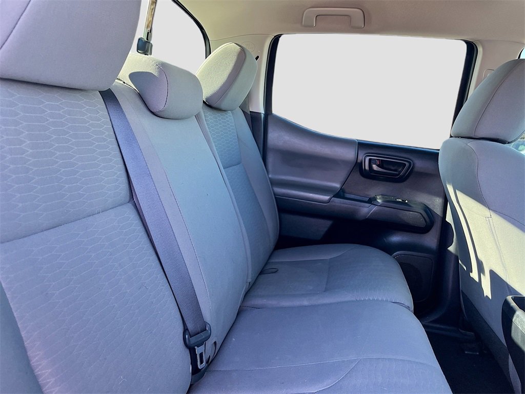 Used 2018 Toyota Tacoma SR image 23