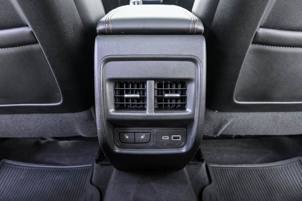 Used 2019 Cadillac XT4 Sport w/ Cold Weather Package FWD image 22