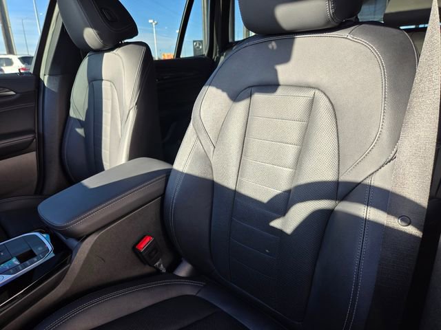 Used 2023 BMW X3 M40i image 15