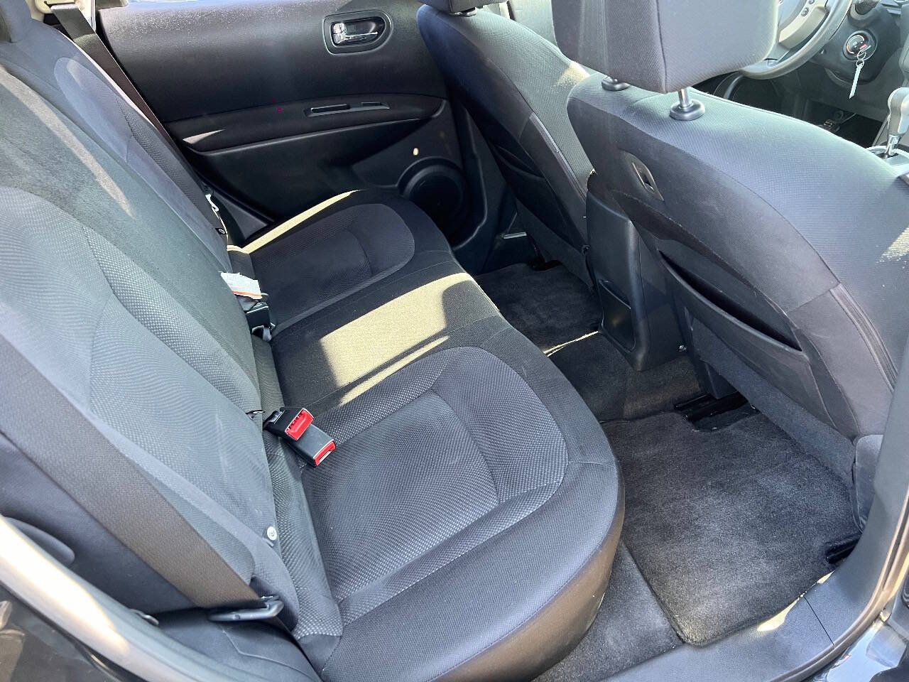 Used 2012 Nissan Rogue S FWD image 15