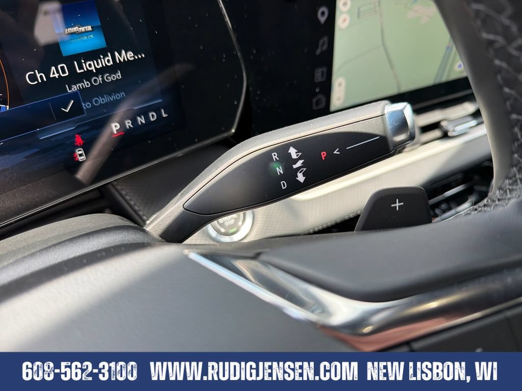 Used 2026 Chevrolet Equinox LT AWD/4WD image 24